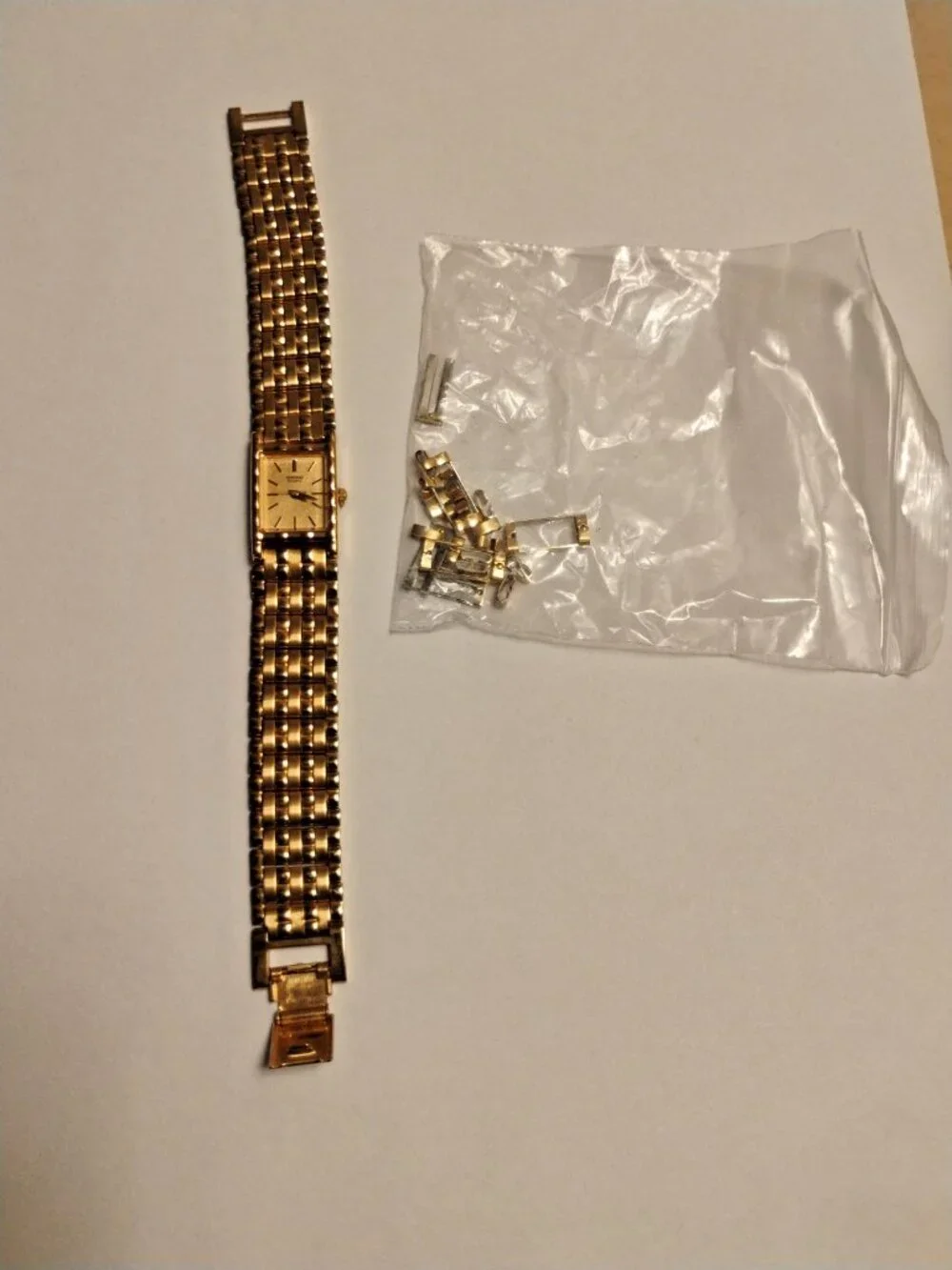 Gorgeous Ladies Seiko Dress Watch with Original Box TESTED! New Battery